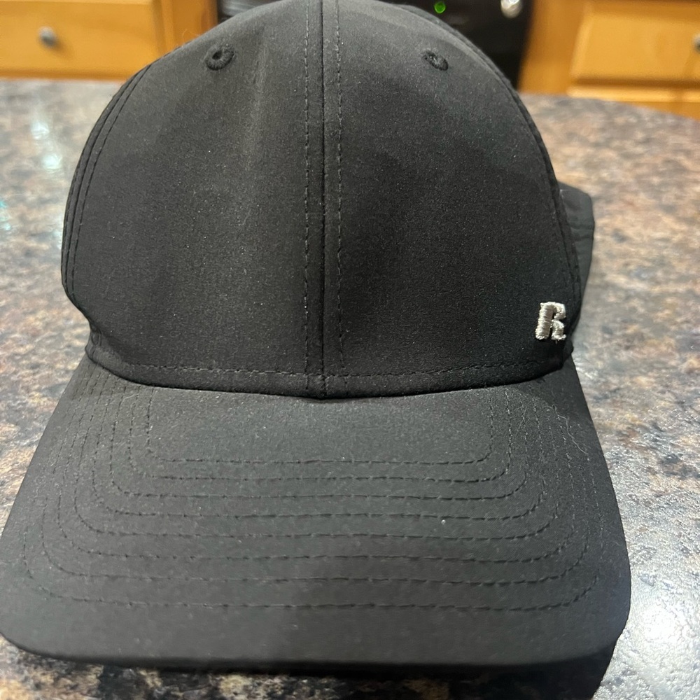 Russell Black L/XL Baseball Hat